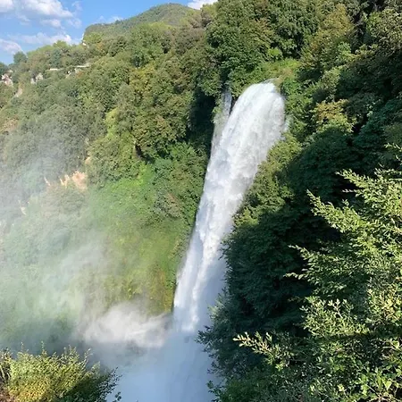 La Casa Dei Nonni בית הארחה 3*