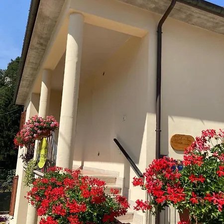 La Casa Dei Nonni Affittacamere Torre Orsina