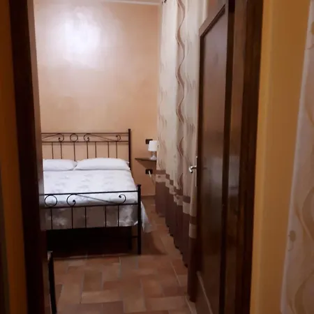 La Casa Dei Nonni 3* Torre Orsina