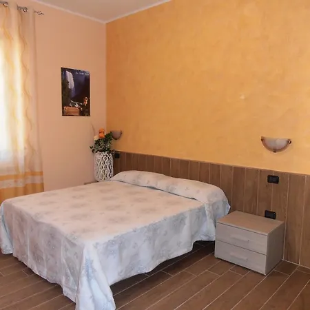Affittacamere La Casa Dei Nonni *
